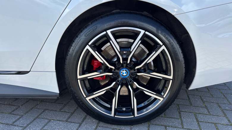BMW i4 250kW eDrive40 M Sport 83.9kWh 5dr Auto Electric Hatchback